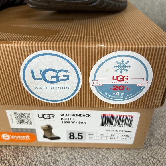 UGG Adirondack Boot II - Picture 6 of 10